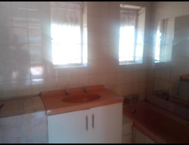 OFFICE PROPERTY TO RENT IN FLORIDA PARK